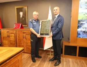 İzmir’e yeni atanan Emniyet Müdürü Sn. Celal Sel’i Makamında Ziyaret
